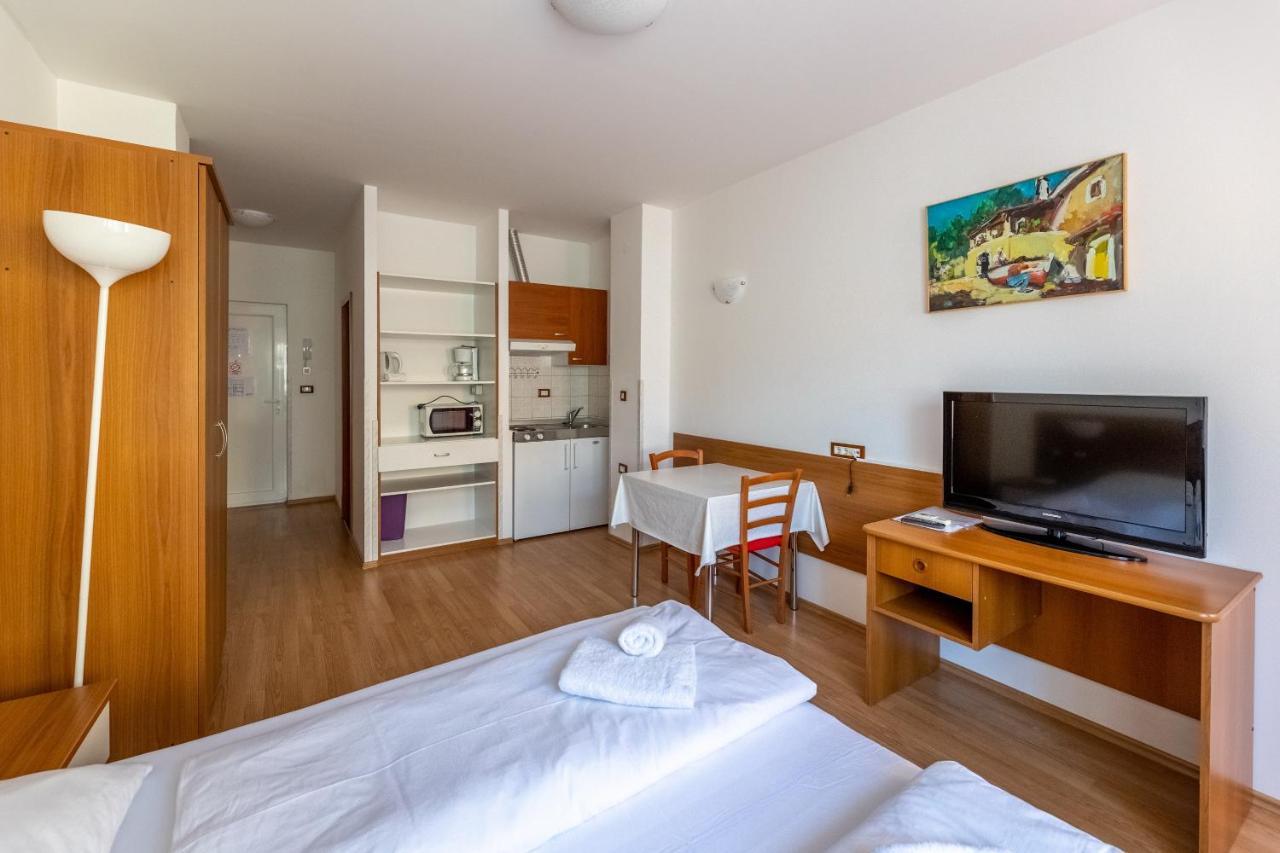 Apartments Liburnija Опатія Екстер'єр фото
