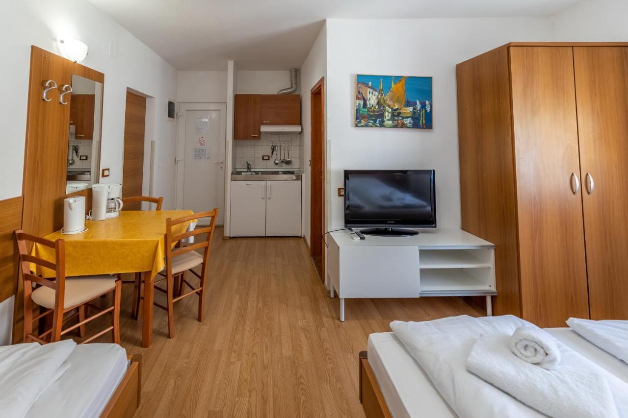 Apartments Liburnija Опатія Екстер'єр фото