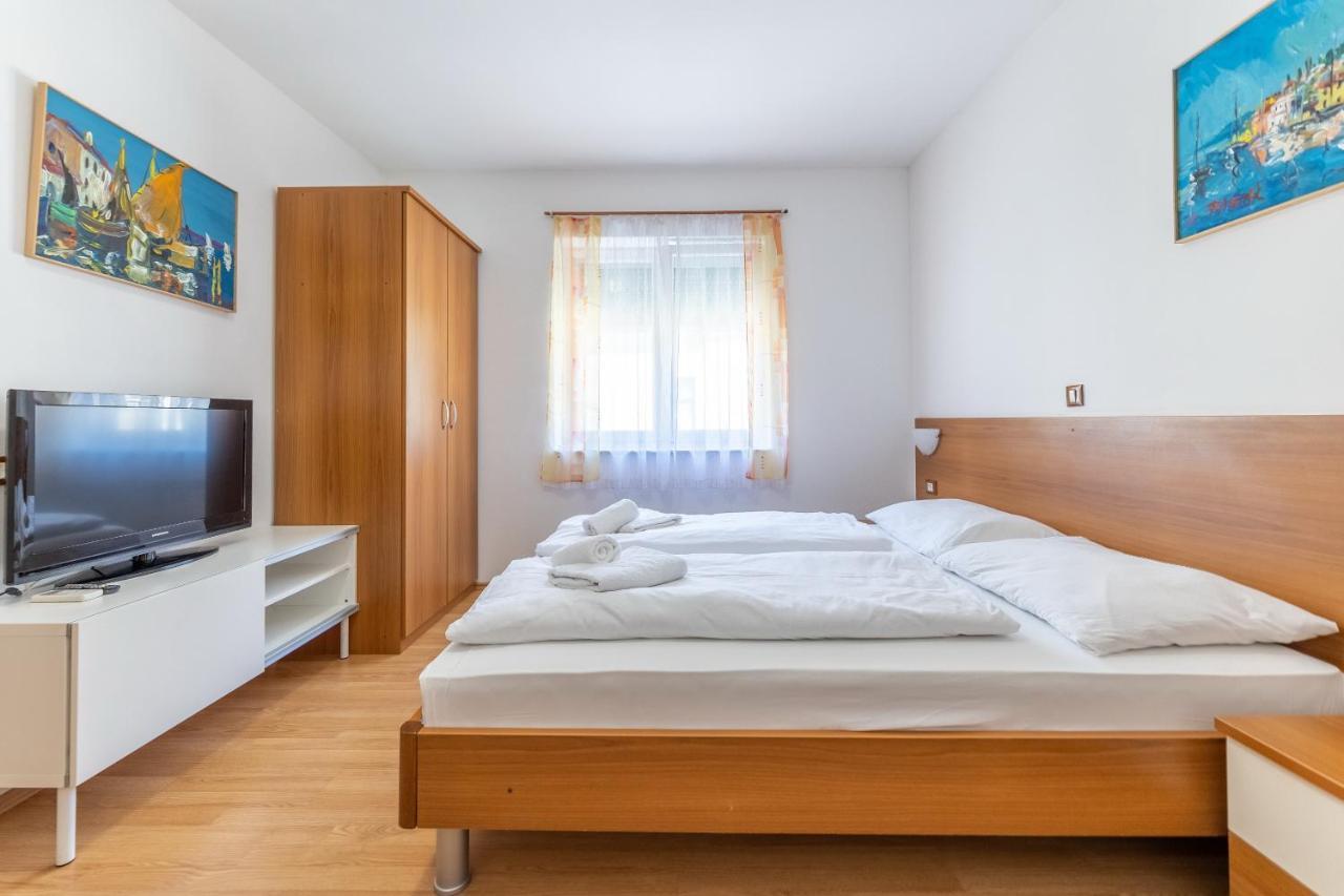 Apartments Liburnija Опатія Екстер'єр фото