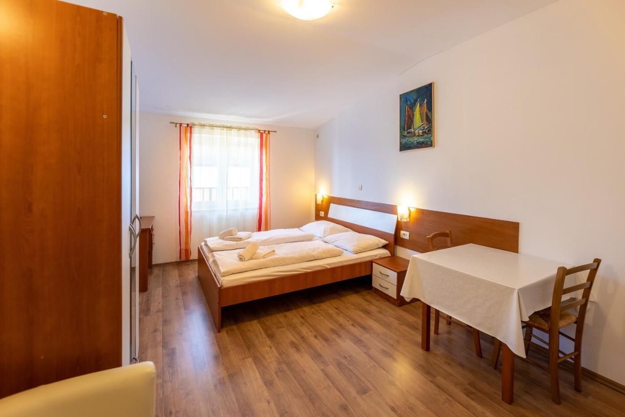 Apartments Liburnija Опатія Екстер'єр фото