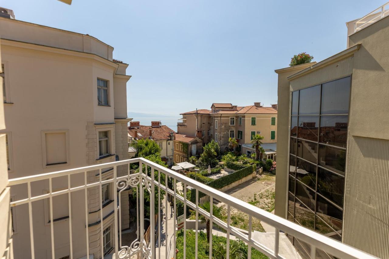 Apartments Liburnija Опатія Екстер'єр фото