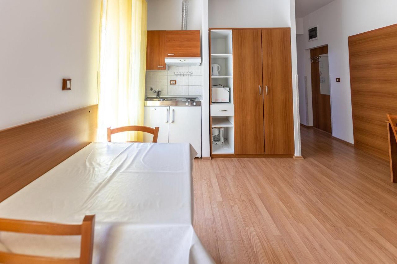 Apartments Liburnija Опатія Екстер'єр фото