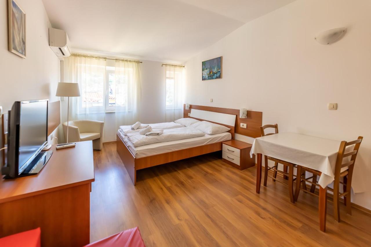 Apartments Liburnija Опатія Екстер'єр фото