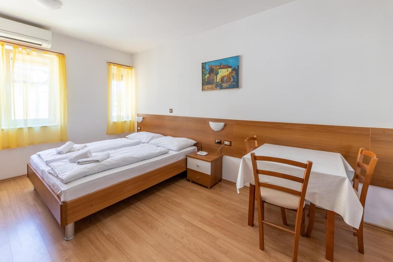 Apartments Liburnija Опатія Екстер'єр фото