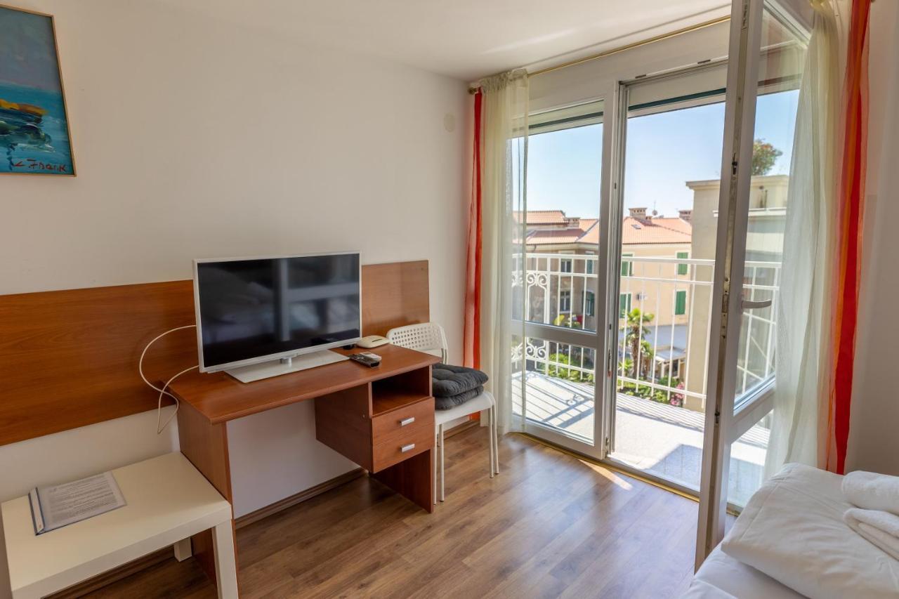 Apartments Liburnija Опатія Екстер'єр фото